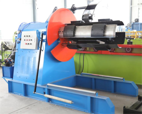 Double layer roofing sheet machine