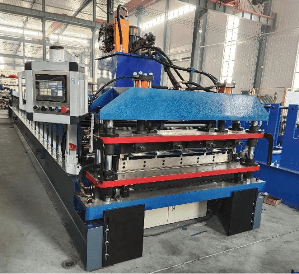 Standing seam roll forming machine